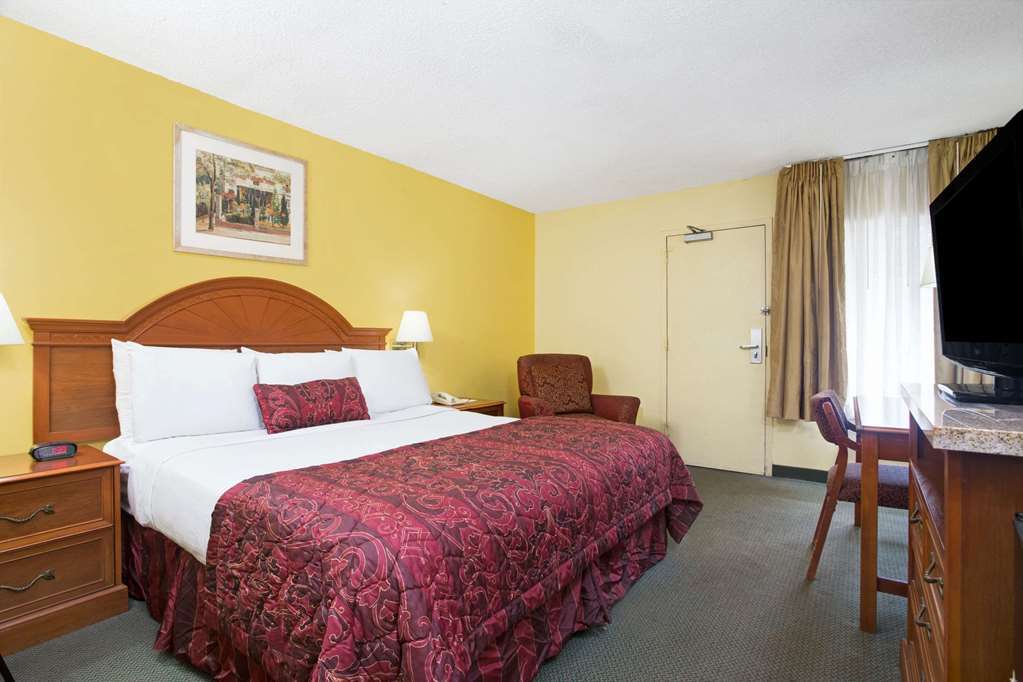 Quality Inn Orlando Near International Drive Williamsburg Oda fotoğraf